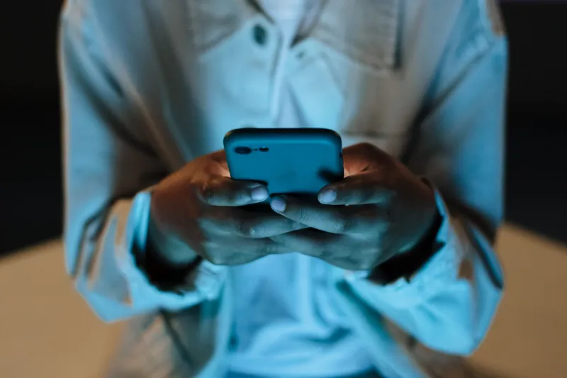 Nobody in Particular: The Art and Anxiety of the Subtweet